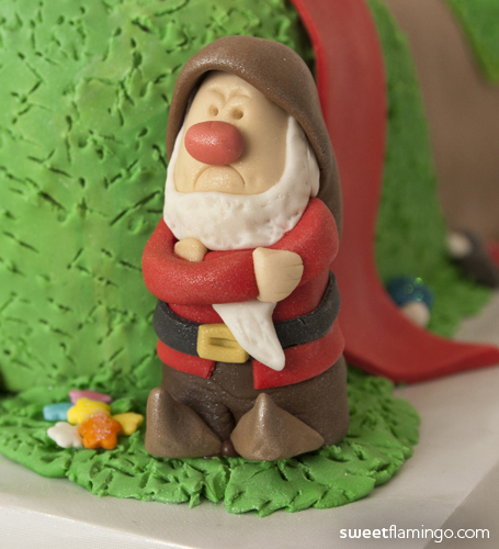 Snow White & the 7 Dwarfs Birthday Cake - Grumpy