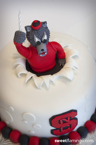 NCSU Tuffy Cake