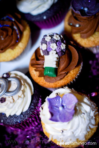 Wedding cupcakes - Bouquet, Rings, Hydrangea Flowers, Wedding Dress, & Tux